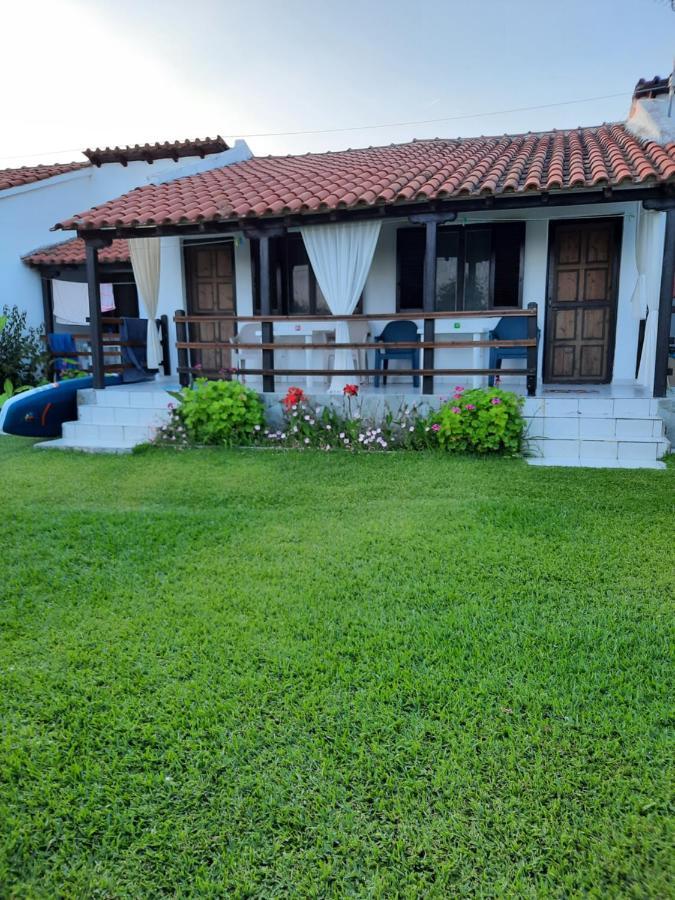 Bungalows Anestis Toroni Exterior photo